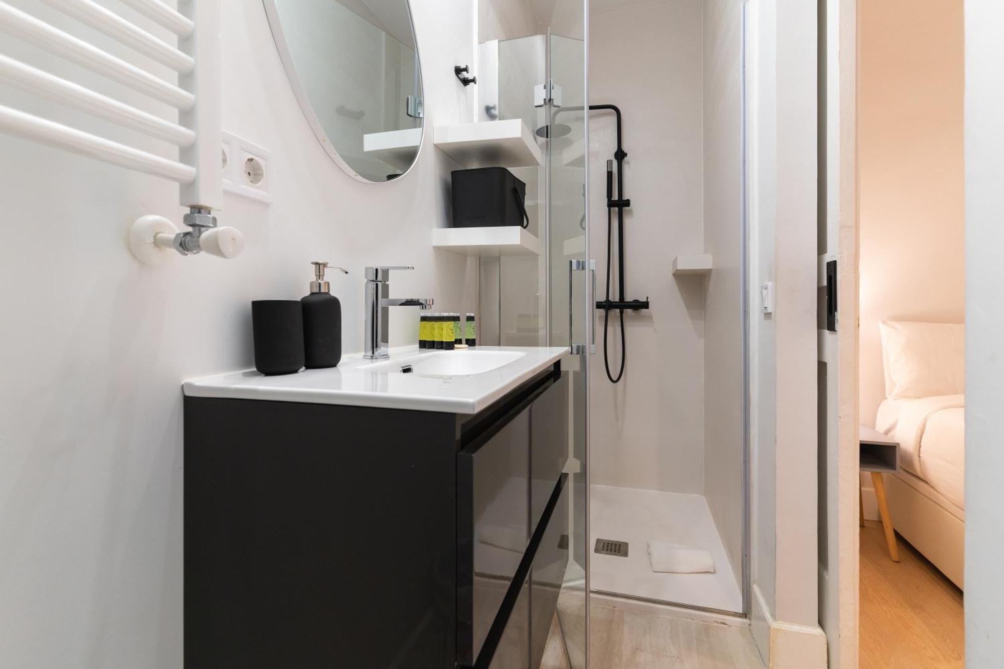 Cozy And Central-1Bd 1Bth- Cortes Διαμέρισμα Μαδρίτη Εξωτερικό φωτογραφία