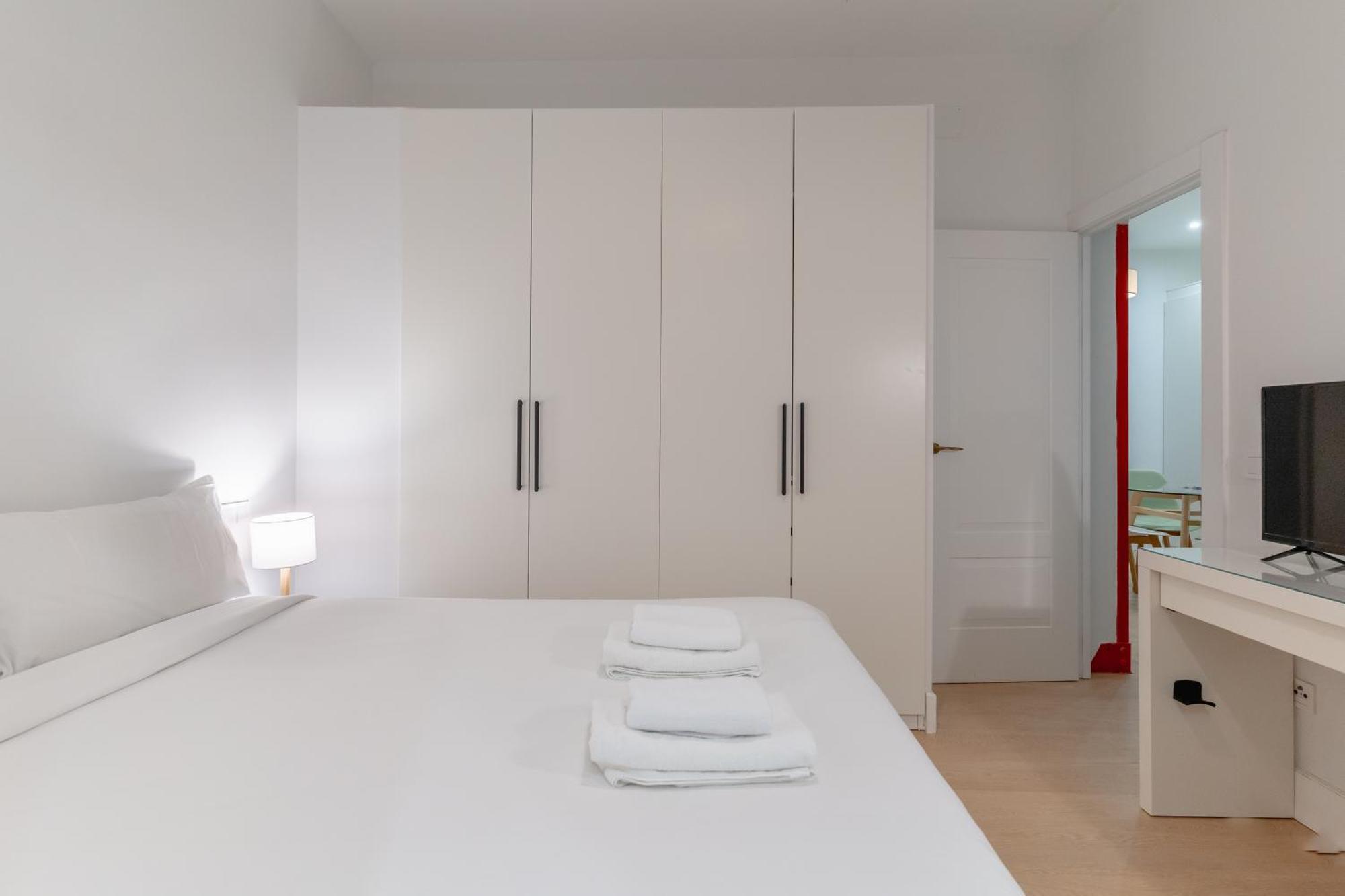 Cozy And Central-1Bd 1Bth- Cortes Διαμέρισμα Μαδρίτη Εξωτερικό φωτογραφία