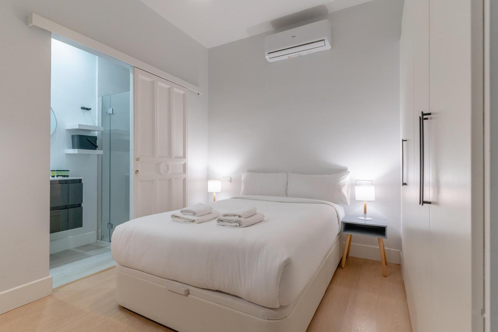 Cozy And Central-1Bd 1Bth- Cortes Διαμέρισμα Μαδρίτη Εξωτερικό φωτογραφία