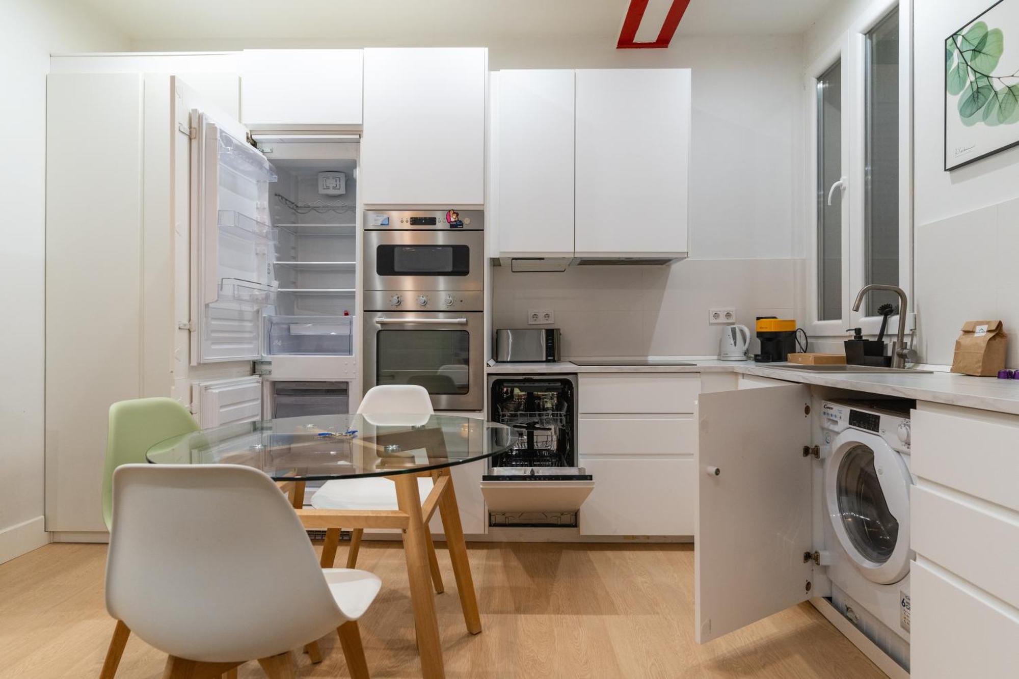 Cozy And Central-1Bd 1Bth- Cortes Διαμέρισμα Μαδρίτη Εξωτερικό φωτογραφία