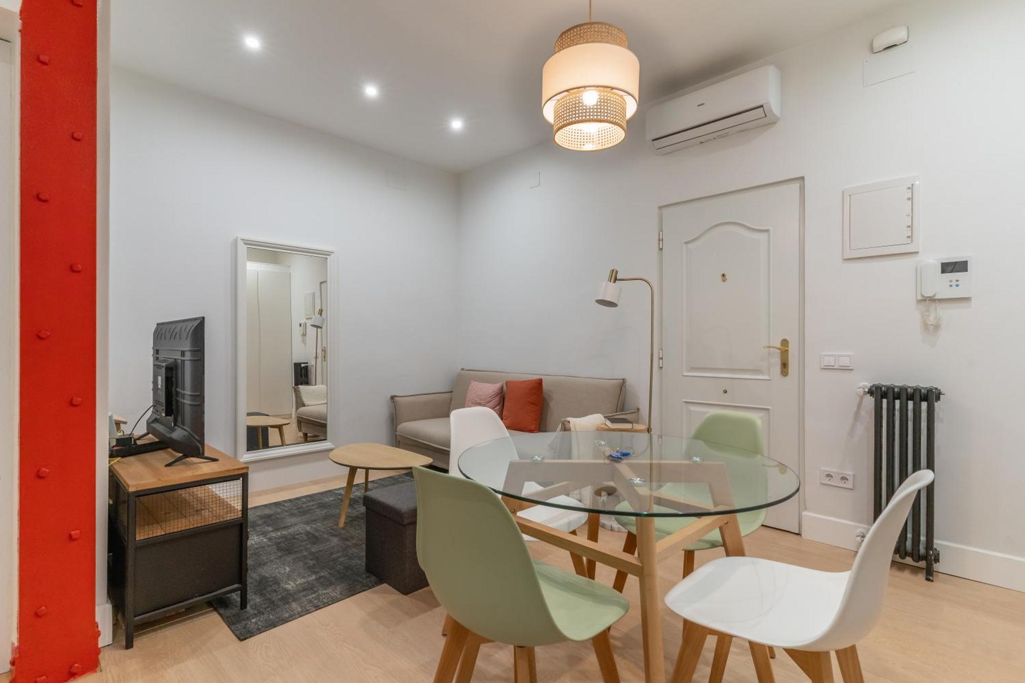 Cozy And Central-1Bd 1Bth- Cortes Διαμέρισμα Μαδρίτη Εξωτερικό φωτογραφία